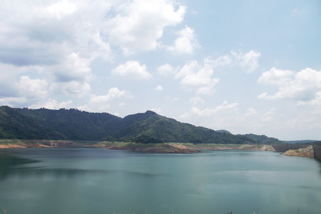 Khun-Dan Prakarnchon Dam, Nakhon Nayok, Thailand の写真素材