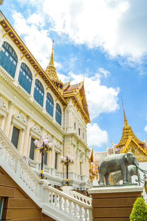 11 November 2014 -  Chakri Maha Prasat Throne Hall, Bangkok, thailandのeditorial素材