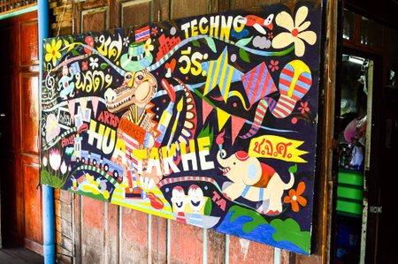 26 February 2015 - Graffiti wall at Huatakea floating market, Bangkok, Thailandのeditorial素材