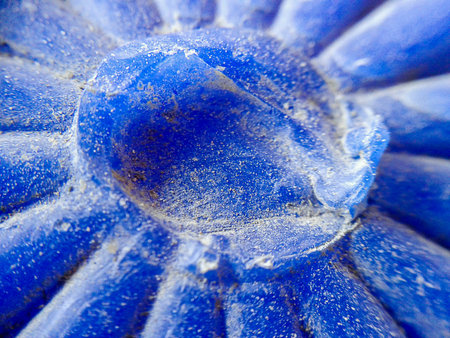 Close up blue plastic plateの素材