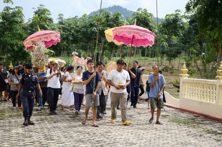 RAYONG, THAILAND, NOVEMBER 6: A traditional Buddhist ceremony, Kathin, held at Wat Huytubmonのeditorial素材