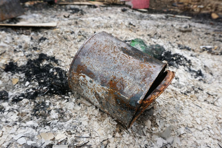 close up ash and can on the groundの写真素材