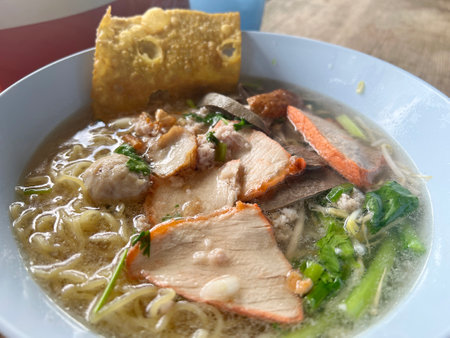 noodles with chicken and soup