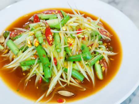 spicy papaya salad, thai style, foodの素材