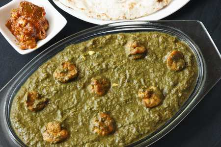 Saag prawn  