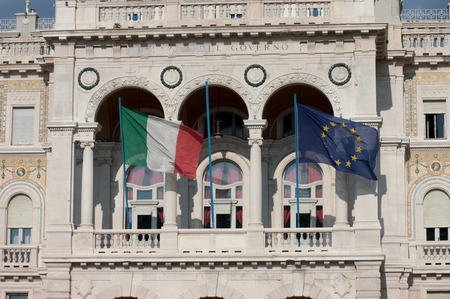 FLAG OF ITALY AND EUROPE IN Trieste, Friuli, Italy, Europeのeditorial素材