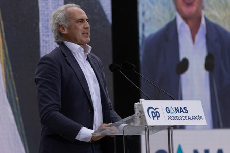 Madrid, Madrid/Spain; 05-14-2023: Enrique Ruiz Escudero campaigns as Minister of Health for the popular party in the community of Madridのeditorial素材