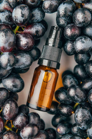 Grape Seed Oil. Pure, Natural, Cold Pressed, Unscented, Vegan, Hexane Free, No GMO. Ideal for Aromatherapy, Massage Base Oil, Natural Moisturiser and Conditioner for Hair and Skinの写真素材