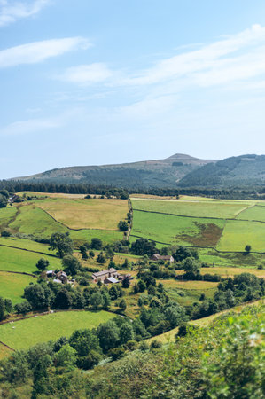 Teggs Nose, Ridgegate Reservoir, Trentabank Reservoir Circular, Peak District National Park, England, UKの写真素材