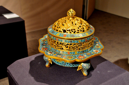 Cloisonne elephant foot furnacesのeditorial素材