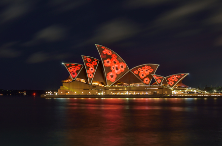 SYDNEY, AUSTRALIA - November 11, 2016, Sydney Opera House illuminated with colourful poppies light design imagery for remembrance dayのeditorial素材