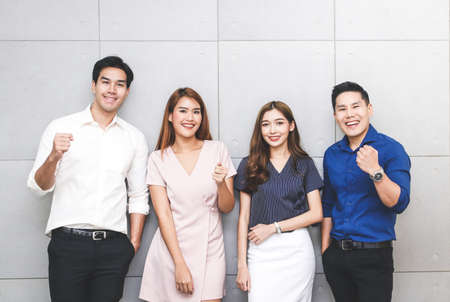 Young Asian management team Be creative, have a vision for successful business and organization development. Small entrepreneur concepts, startupの写真素材
