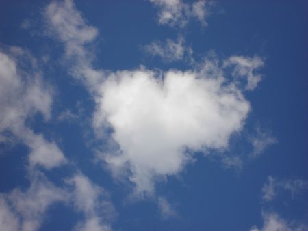 cloud in shape of a heartの写真素材