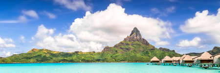 Bora Bora Island, French Polynesia. Web banner in panoramic view this mazing Beachのeditorial素材
