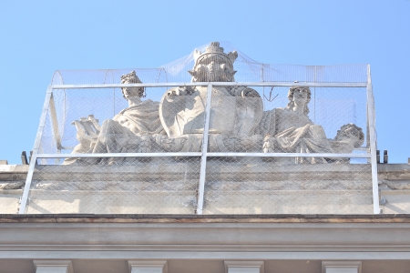 repairs with statuesの写真素材