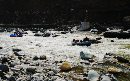 Rafting in Kullu on river Beas, Indiaの写真素材
