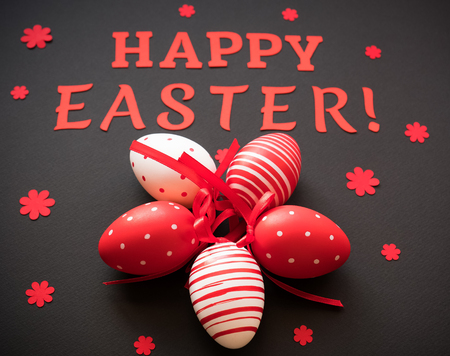 Happy Easter background with eggs and paper textの写真素材