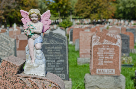 Gravestones in Montreal Cemeteryのeditorial素材