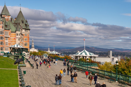 Quebec City, Canada - 4 October 2019: Tourists walking on the pedestrian walkway at Chateau Frontenacのeditorial素材
