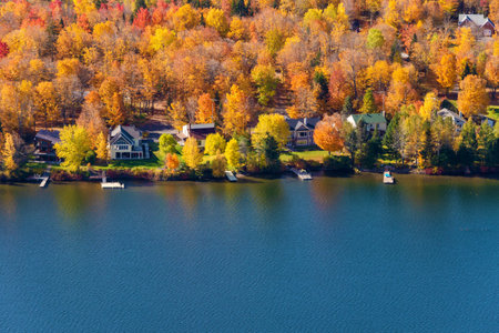 Coaticook, CA - 13 October 2019: View over Lyster Lake from the top of Mount Pinacle, in the Autumn season.のeditorial素材