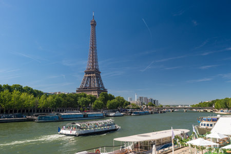 Paris, France - 23 June 2018: Bateau Mouche on the Seine river with Eiffel Tower in the backgroundのeditorial素材