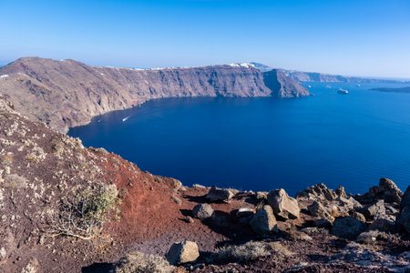 Pamoramic view of the caldera in Santorini at the beginning of sismic activity and volcanic unrestの写真素材