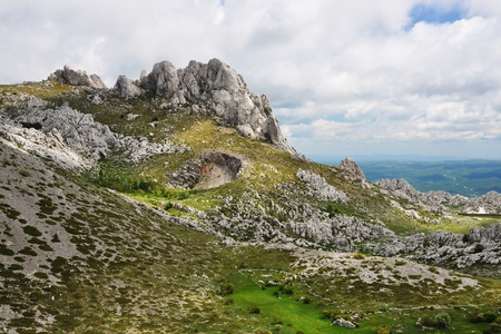 Tulove grede mountains and craterの写真素材