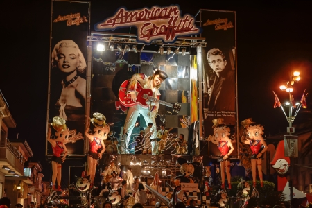 VIAREGGIO, ITALY - FEBRUARY 20    allegorical float of Elvis Presley at Viareggio Carnival held...