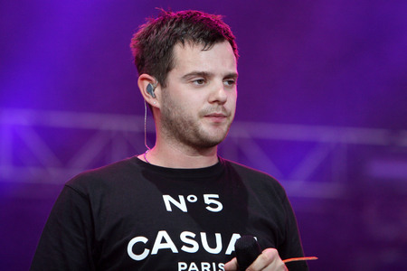 KRAKOW, POLAND - AUGUST 20, 2009: Coke Live Festival, o/p The Streetsのeditorial素材