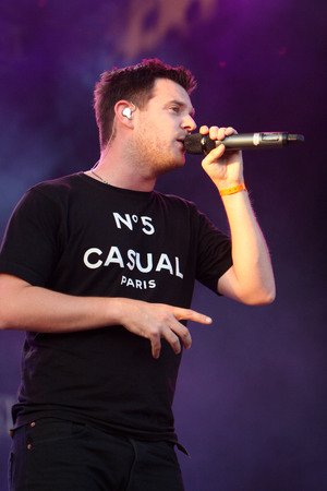 KRAKOW, POLAND - AUGUST 20, 2009: Coke Live Festival, o/p The Streetsのeditorial素材