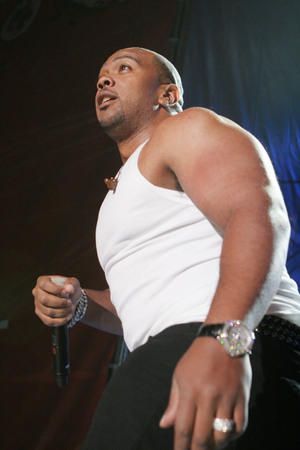 KRAKOW, POLAND - AUGUST 22, 2008: Coke Live Festival, o/p Timbalandのeditorial素材