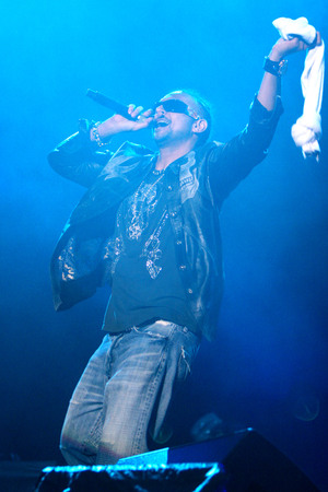 KRAKOW, POLAND - AUGUST 23, 2008: Coke Live Festival, o/p Sean Paulのeditorial素材
