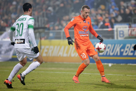 NIECIECZA, POLAND - FEBRUARY 17, 2017: Polish Premier Football League Termalica Bruk-Bet Nieciecza - Lechia Gdansk o/p Roman Gergelのeditorial素材