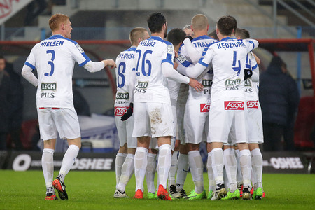 GLIWICE, POLAND - FEBRUARY 18, 2017: Polish Premier Football League Piast Gliwice - Lech Poznan o/p Radoslaw Majewskiのeditorial素材