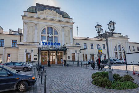 TARNOW, POLAND - OCTOBER 09, 2021: Polish city in Malopolska often called "Pearl of Polish Renaissance". o / p railway stationのeditorial素材
