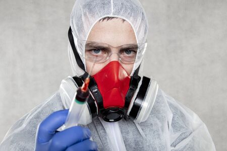virologist ready for testing and vaccinesの写真素材