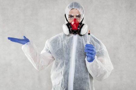 virologist ready for testing and vaccinesの写真素材