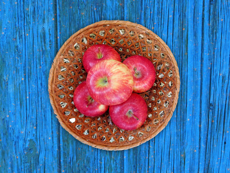 Apples On The Wooden Backgroundの写真素材