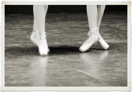 Foot of young ballerinas dancers in classical dance classの写真素材