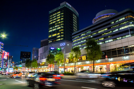 TOKYO, JAPAN - OCTOBER 08, 2015: cars in motion in the evening in the Ginza district in Tokyo, Japanのeditorial素材