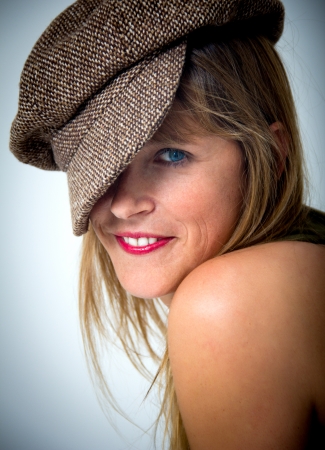 expressive woman on a gray backgroundの写真素材