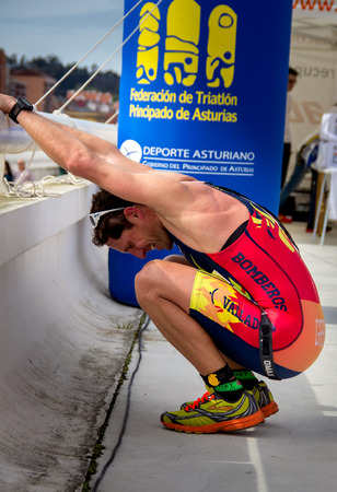 AVILES, SPAIN - APRIL May 2014: Participants in the National Duathlon Championships held in the city of Aviles, Spain, on Saturday, April 5, 2014.のeditorial素材