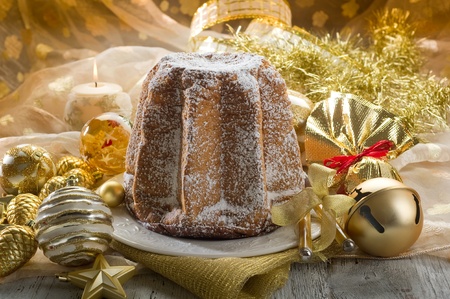 pandoro traditional italian christmas cakeの写真素材