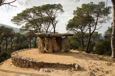 Dolmen de Pedra gentil, Vallgorguina, Catalunyaの写真素材