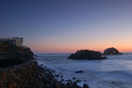 sunset near the cliffhouse resturant in San Franciscoの写真素材
