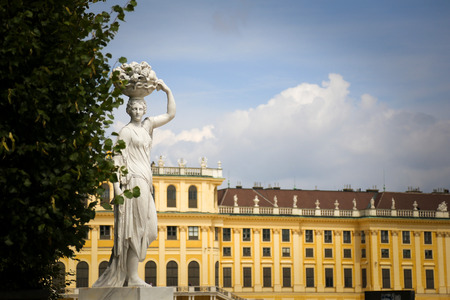 View of Schonbrunn Palace in Vienna, Austriaのeditorial素材