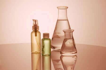 Researchers are using glassware in laboratories, research on cosmetics and energy.