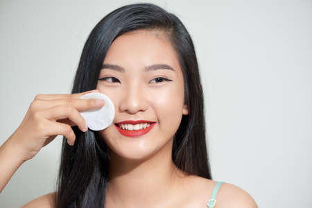beauty woman sponge clear faceの写真素材