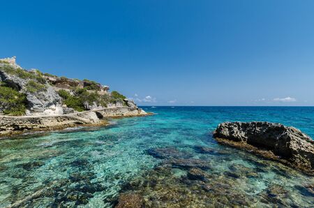rocky cliffs at Isla Mujeres, Cancunの写真素材