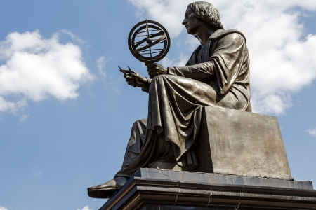 WARSAW - AUGUST 16  Nicolaus Copernicus Memorial made in 1822 by Danish sculptor Bertel Thorvaldsen in Warsaw in Poland on September 16, 2013のeditorial素材